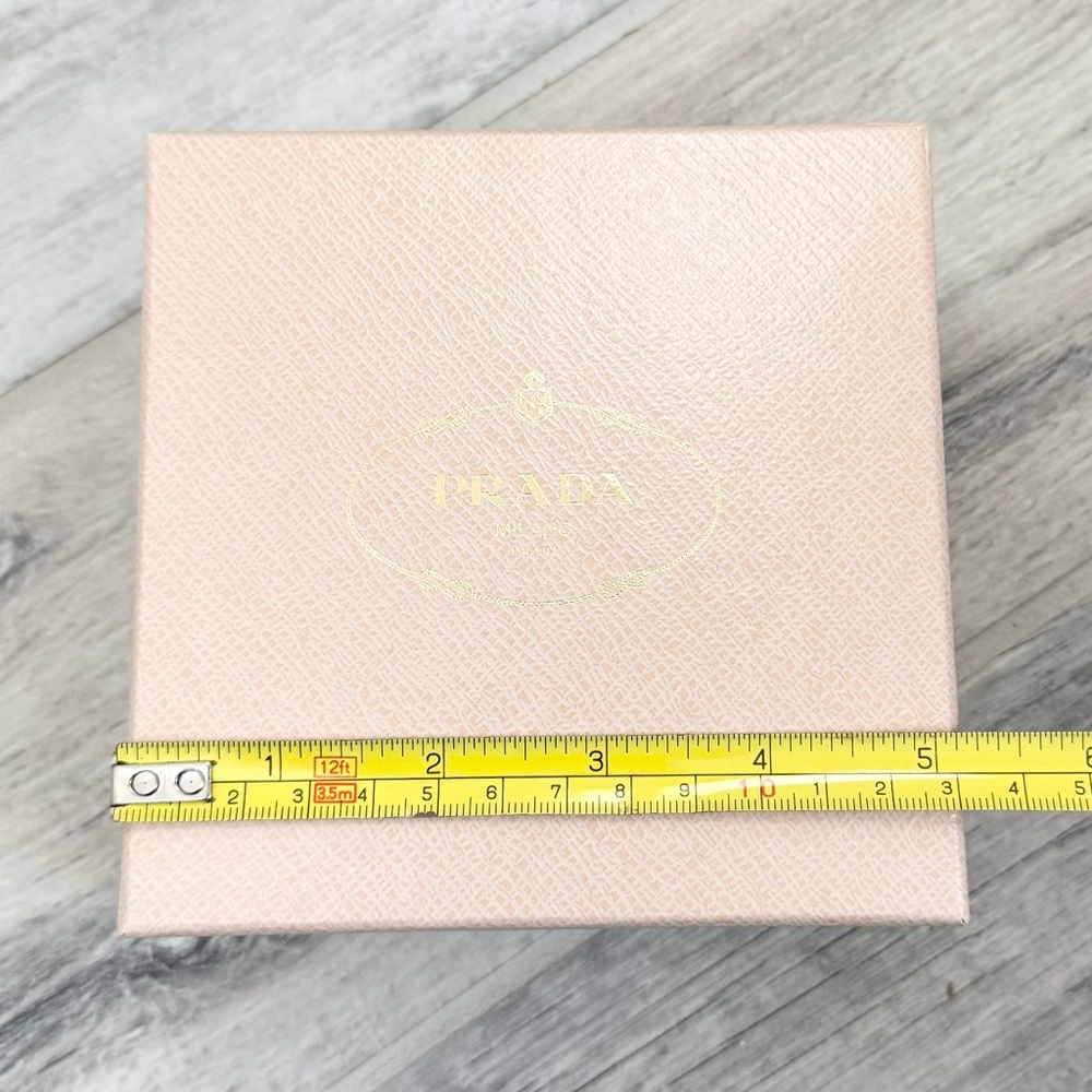 Prada Storage Box #131 - Picture 5 of 7